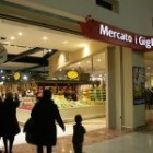 Mercatino I Gigli - Luciana vende moda